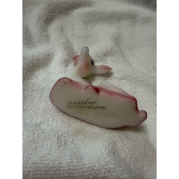 Fenton Glass Deer Fawn Hand Painted Berries & Blossoms Signed Vintage - Picture 8 of 9